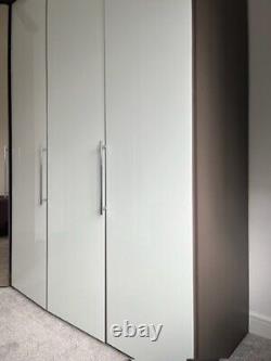 John Lewis large 4 door mirrored/white Wardrobe, immaculate condition