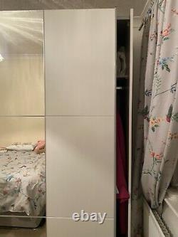 Mirrored wardrobe With sliding doors used